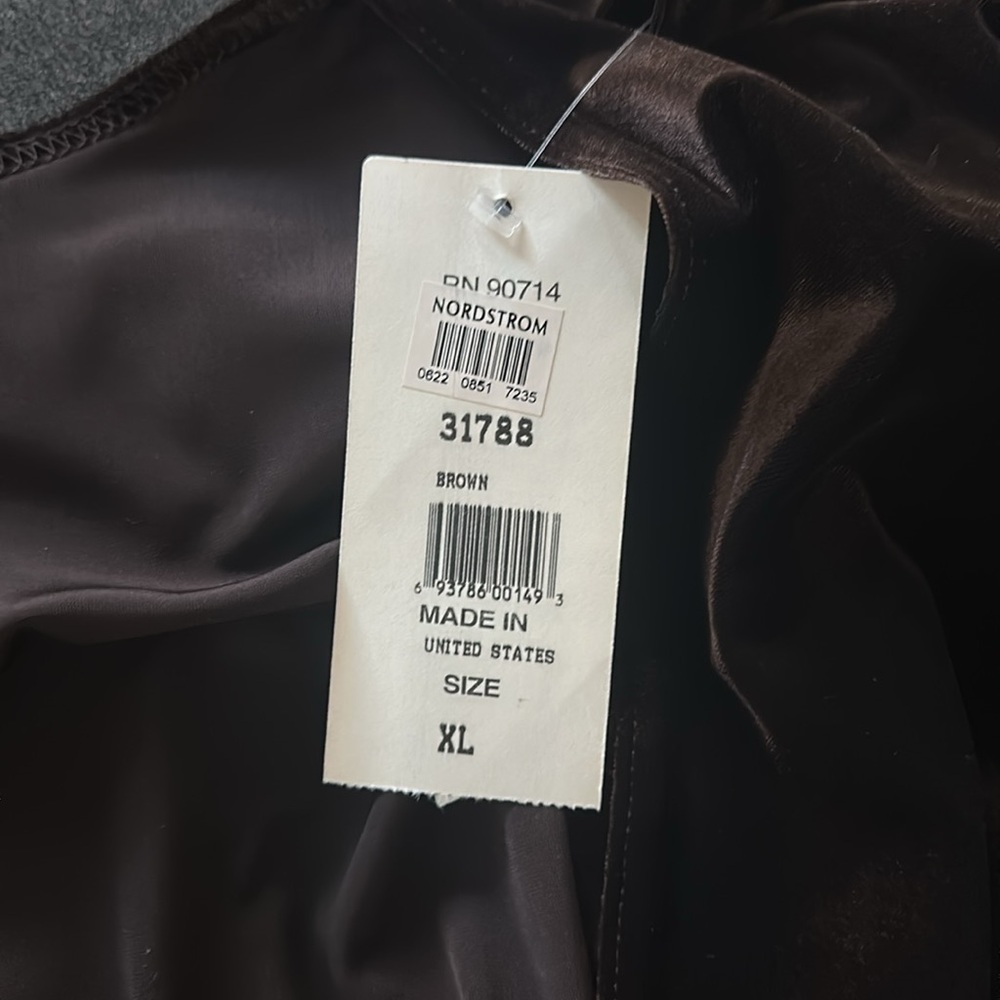 MSK Evening Velvet Rushed Blouse - Picture 7 of 7